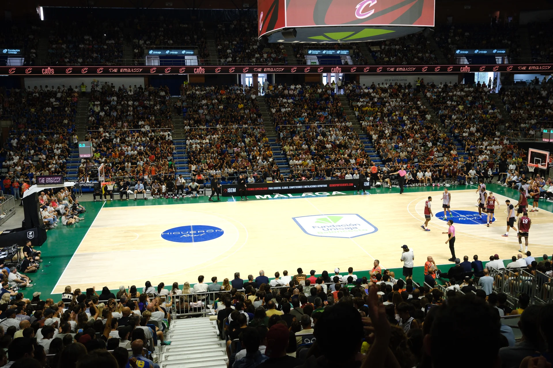 ISEM en el scrimmage de los Cleveland Cavaliers en el Martín Carpena